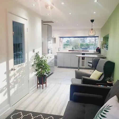Little Lupin Villa Loddon Exterior photo
